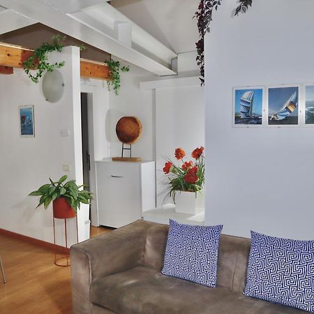 Windshouse Apartments Torbole Sul Garda Bagian luar foto